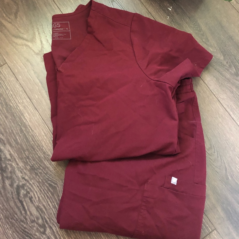 Figs scrub set - womens XL